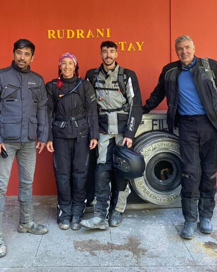 Rudrani Stays Jibhi Eksteriør bilde