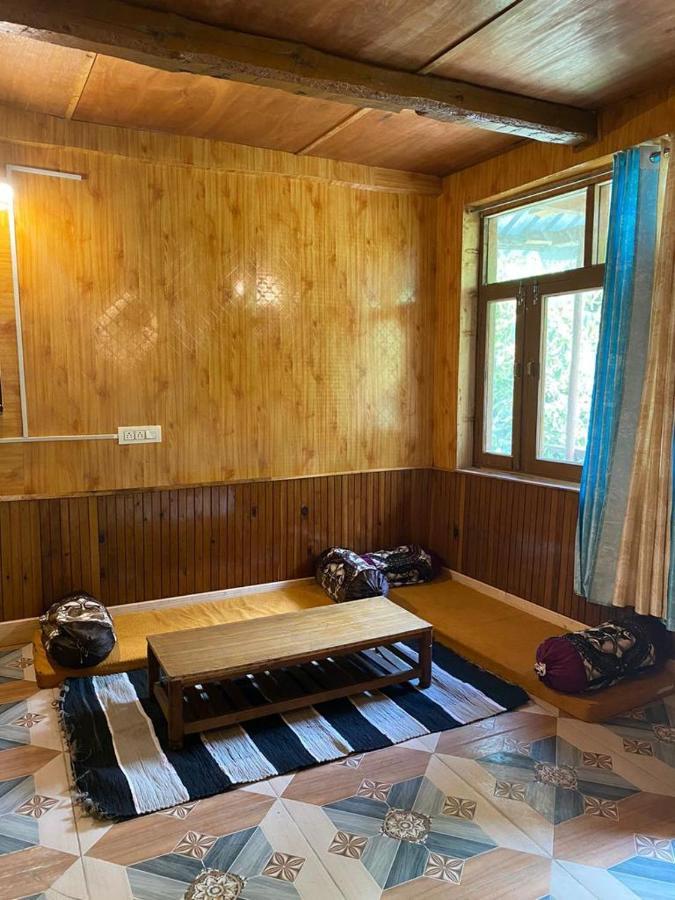 Rudrani Stays Jibhi Eksteriør bilde